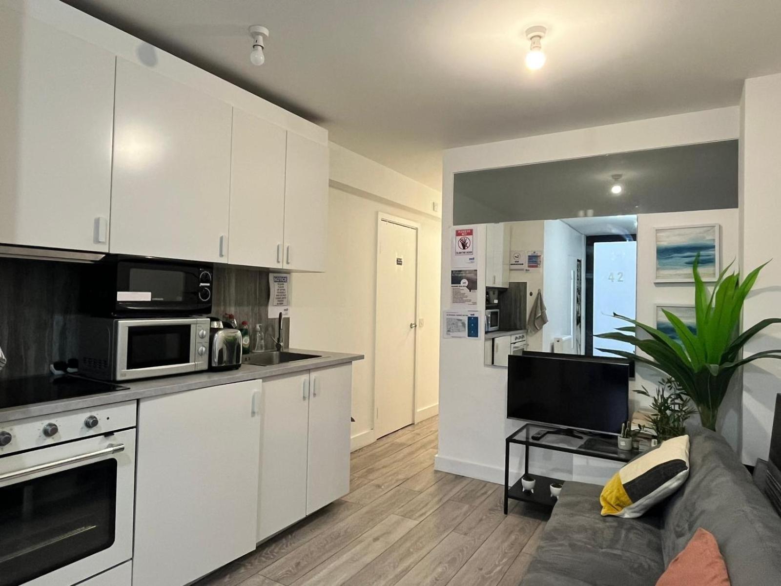 Home Away London Luaran gambar